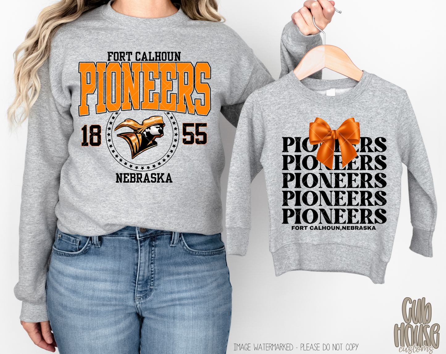 FORT CALHOUN • STACKED PIONEERS WITH BOW