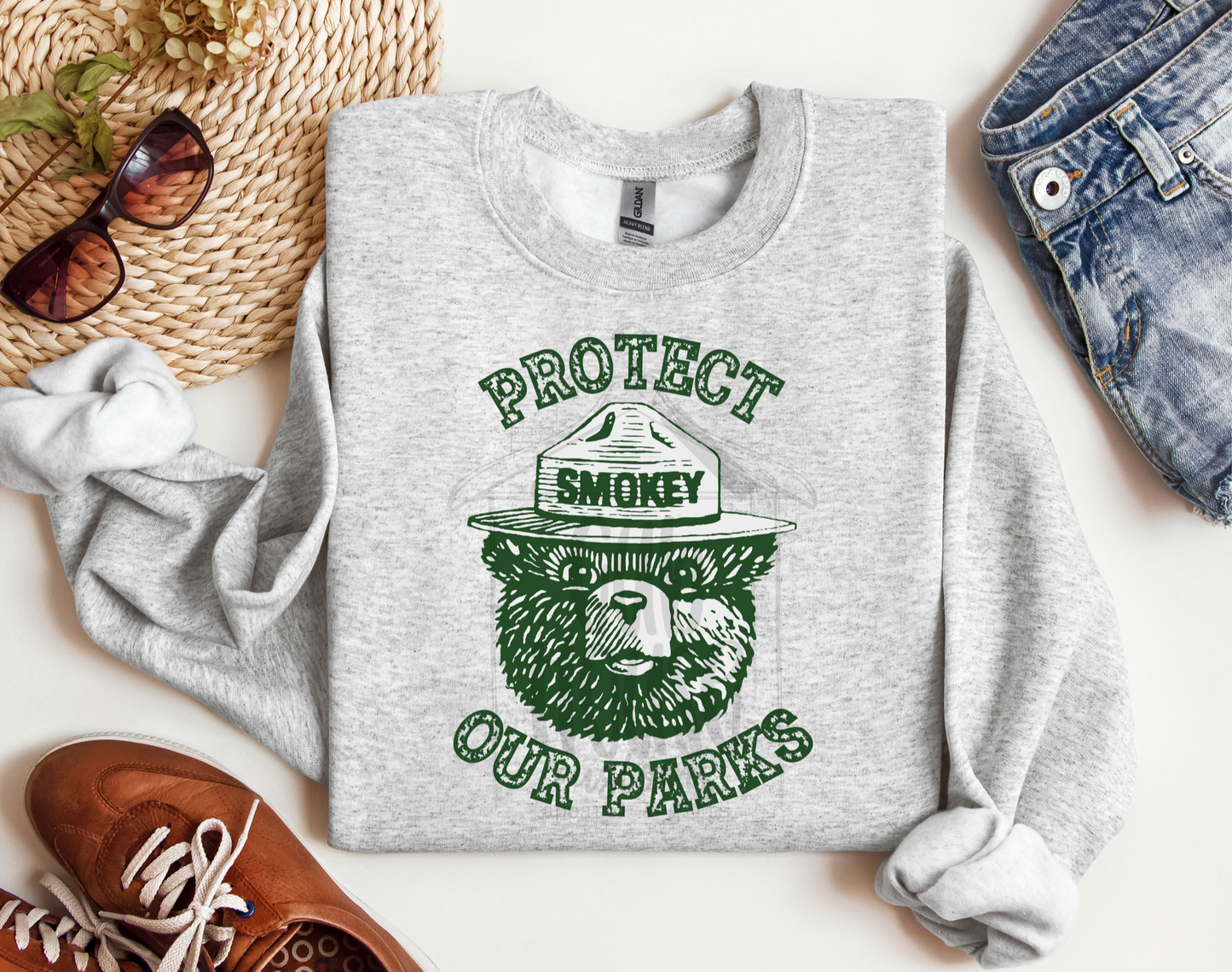 NATURE & OUTDOORS • SMOKEY PROTECT OUR PARKS