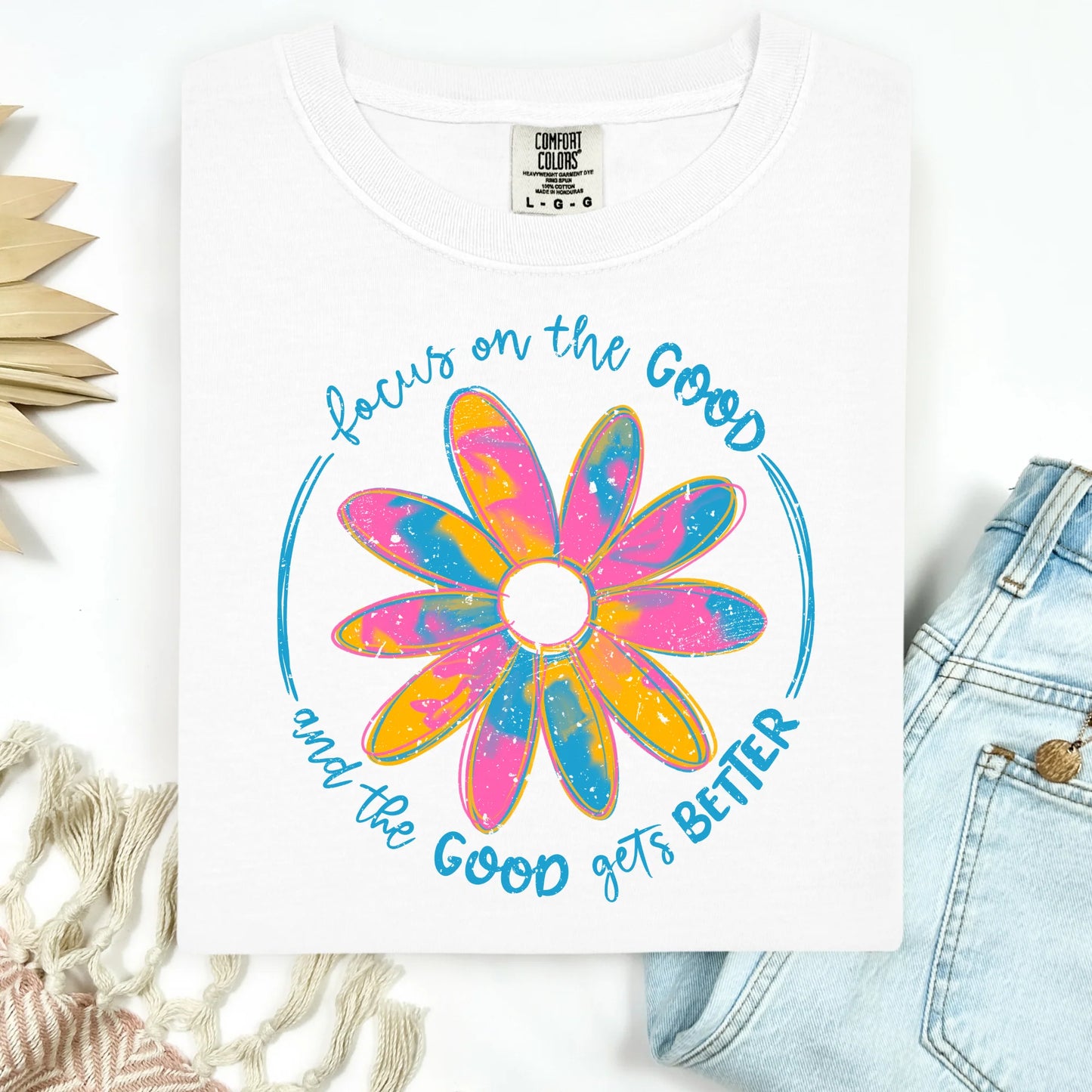 Floral • Focus On The Good